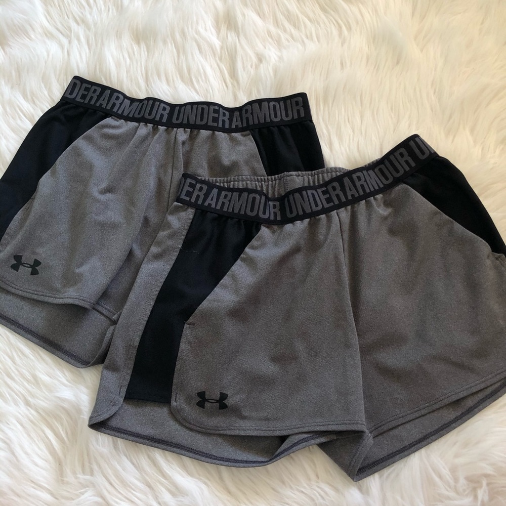 Set of 2 underarmour shorts